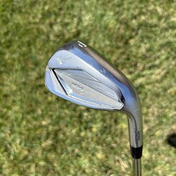 Mizuno JPX 923 Hot Metal Pitching Wedge