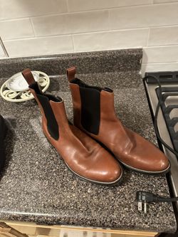 9.5 guci men brawn shoes 