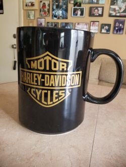 HARLEY DAVIDSON'S GIANT COFFEE MUG