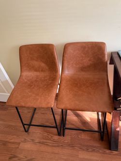 Leather bar stools/chairs for sale