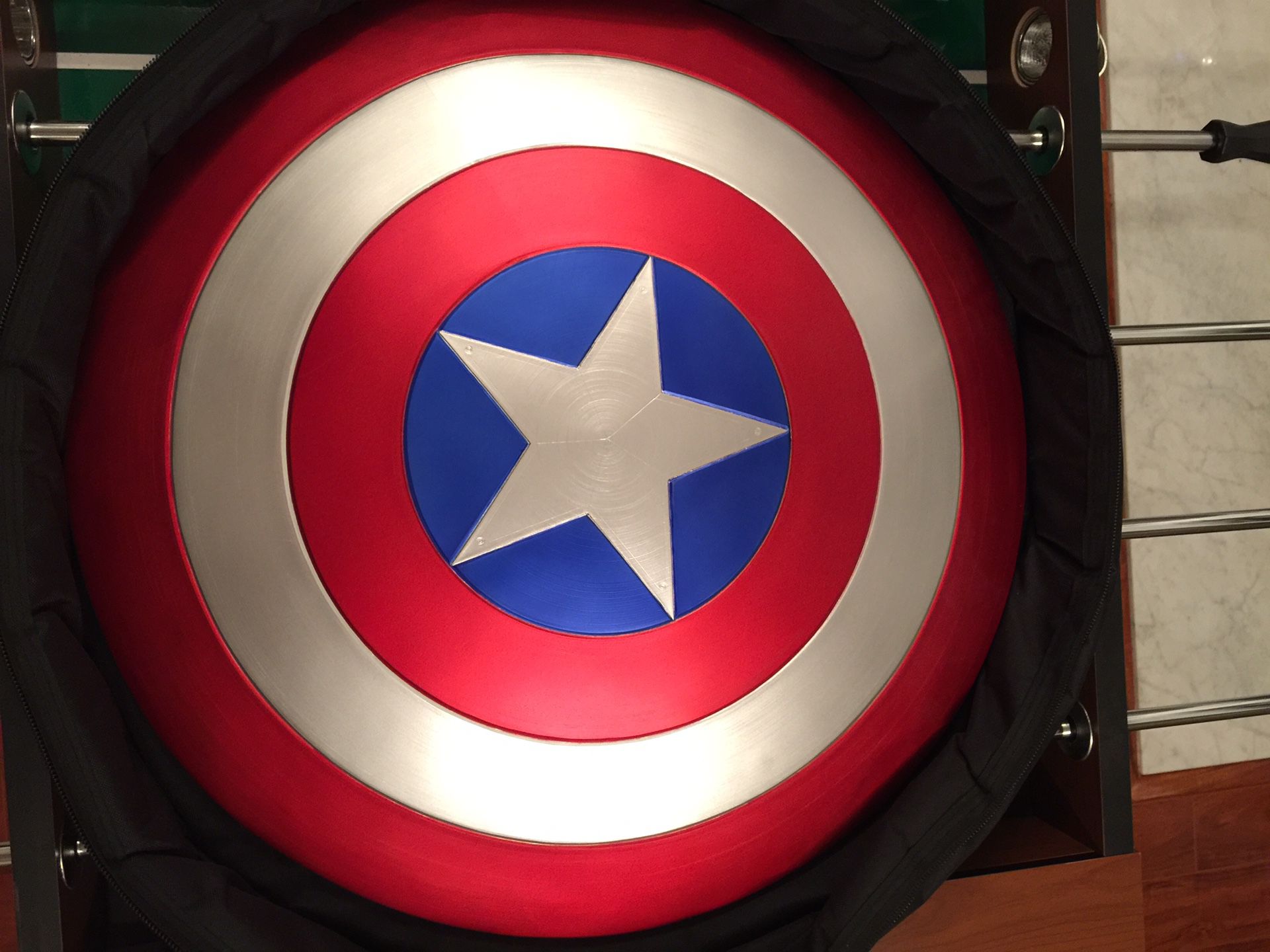 EFX Captain America 1:1 Shield