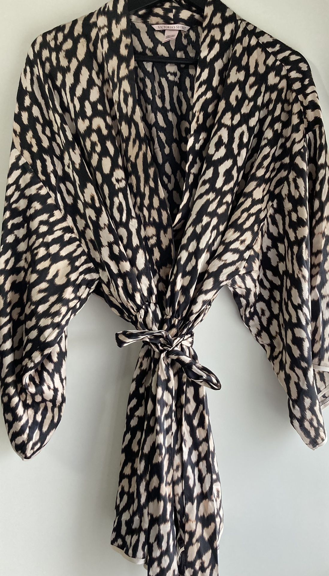 Victoria Secret Robe Size Medium