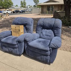 Free 2 Recliners 