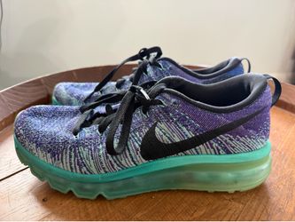 Men’s Nike Air Max Size 8