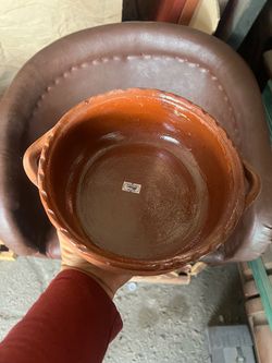 Cazuela de barro $8.00 y $10.00 precios firmes no importa la cantidad