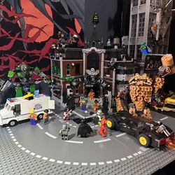 Lego DC Arkham Asylum Ultimate Lot
