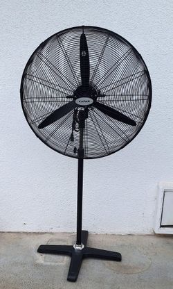 Industrial Pedestal Fan, 30" Diameter Commercial Oscillating Fan ，Adjust Height

