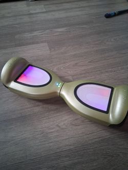 Jetson Mojo Hoverboard With BT Audio