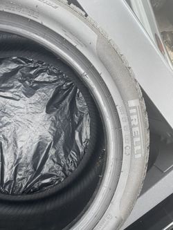 PIRELLI WINTER SOTTOZERO Tires