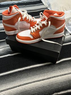 Jordan 1 Mid Se Women’s