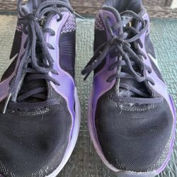 Sabrina Two Court Vision Size 6.5 Kids