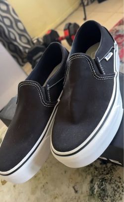 Vans Classic Slip-On Sneakers Black White