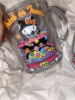 Hello Kitty Cups Halloween