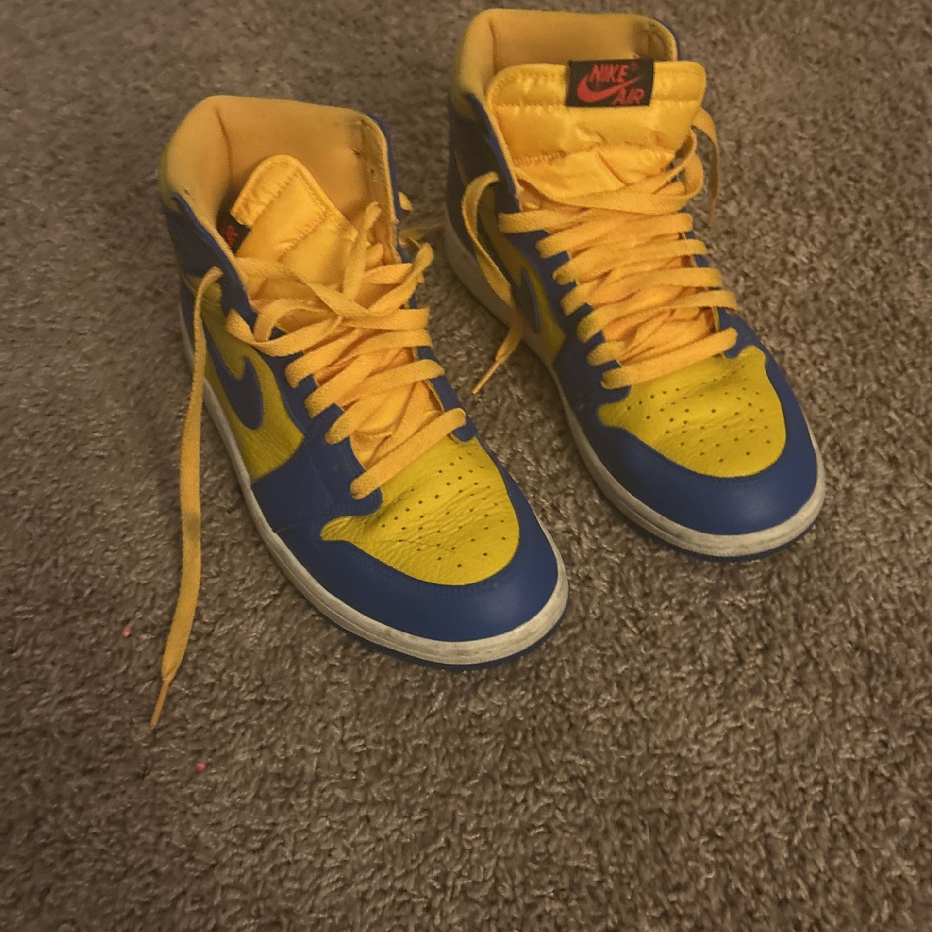 Jordan 1 ‘OG Reverse Laney’