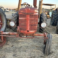 Tractor 