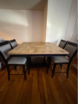 Crown Mark Lazy Susan Table