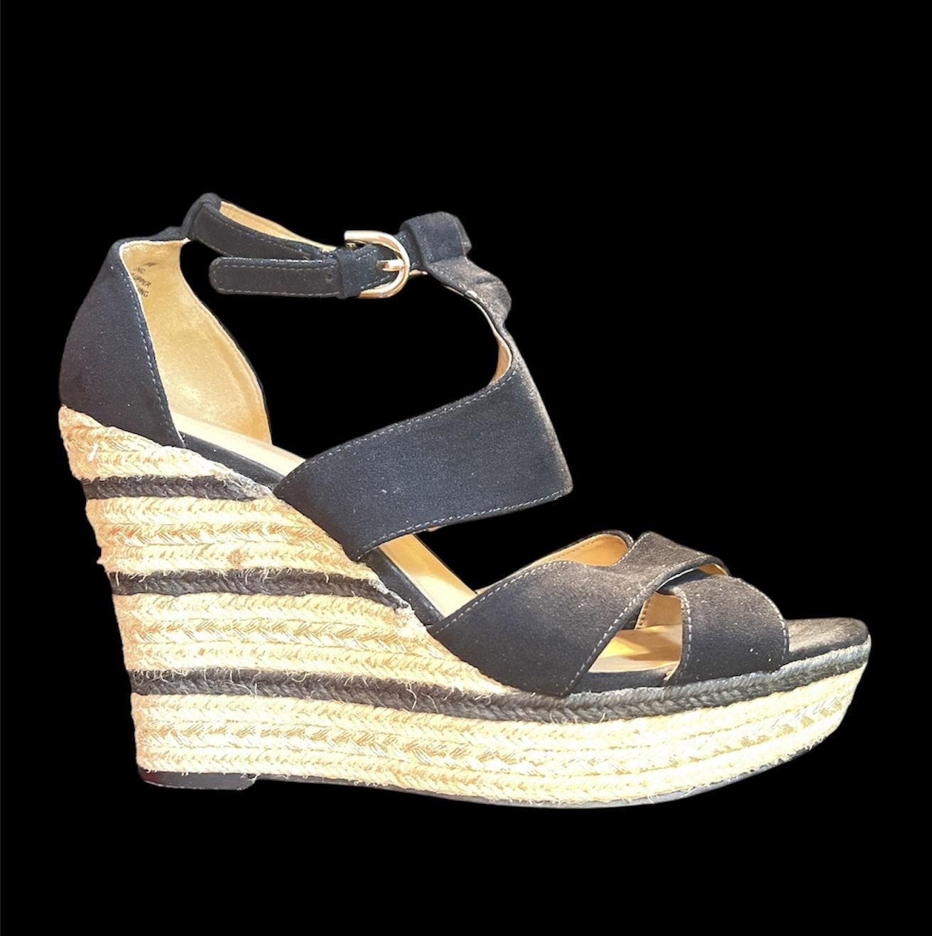 Size 9 Women’s Wedge Heels