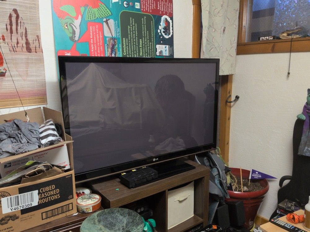 50" LG TV in Great Condition
