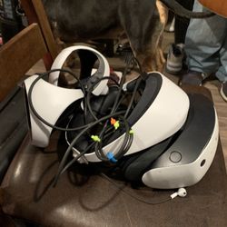 PS5 Vr Headset And Controllers