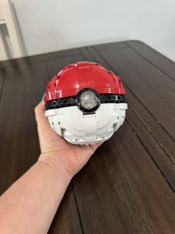 Poké Ball Gigante Mega Construx Pokémon Great Ball – Armado y con luces 