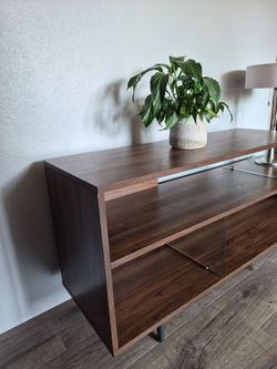 MCM Style Entertainment Center/TV Stand