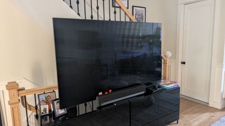 ​85" Samsung QLED 4K Smart TV (Q80T) - Flawless Condition