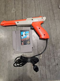 OEM Nintendo Model NES-005 ZAPPER™ Gun Orange & Gray W/ Duck Hunt Game