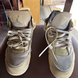 Size 12.5, Air Jordan 4