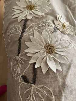 Nicole Miller Table Runner 16 X 72