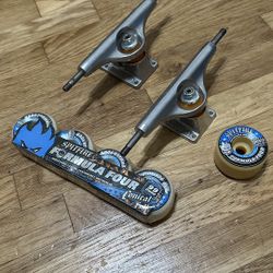 Skateboard Wheels & Slappy Skateboard Trucks