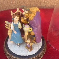 Small Beauty And The Beast Figure