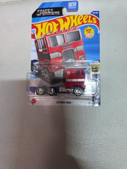 Hot Wheels Optimus Prime 