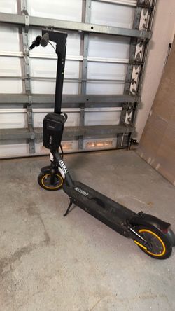 MaxShot Electric Scooter