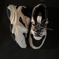 Steve Madden Sneakers