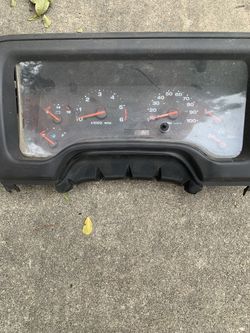 Jeep TJ Instrument Cluster 