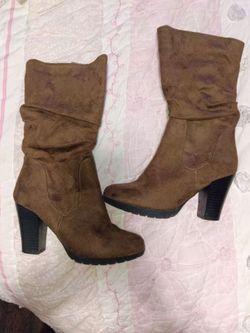Boots Size 5.5