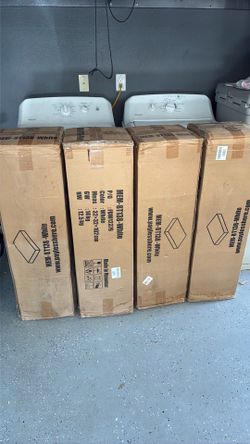 Brand new in box 4 twin size memory foam mattresses 32/32in 8in thickness!!!
