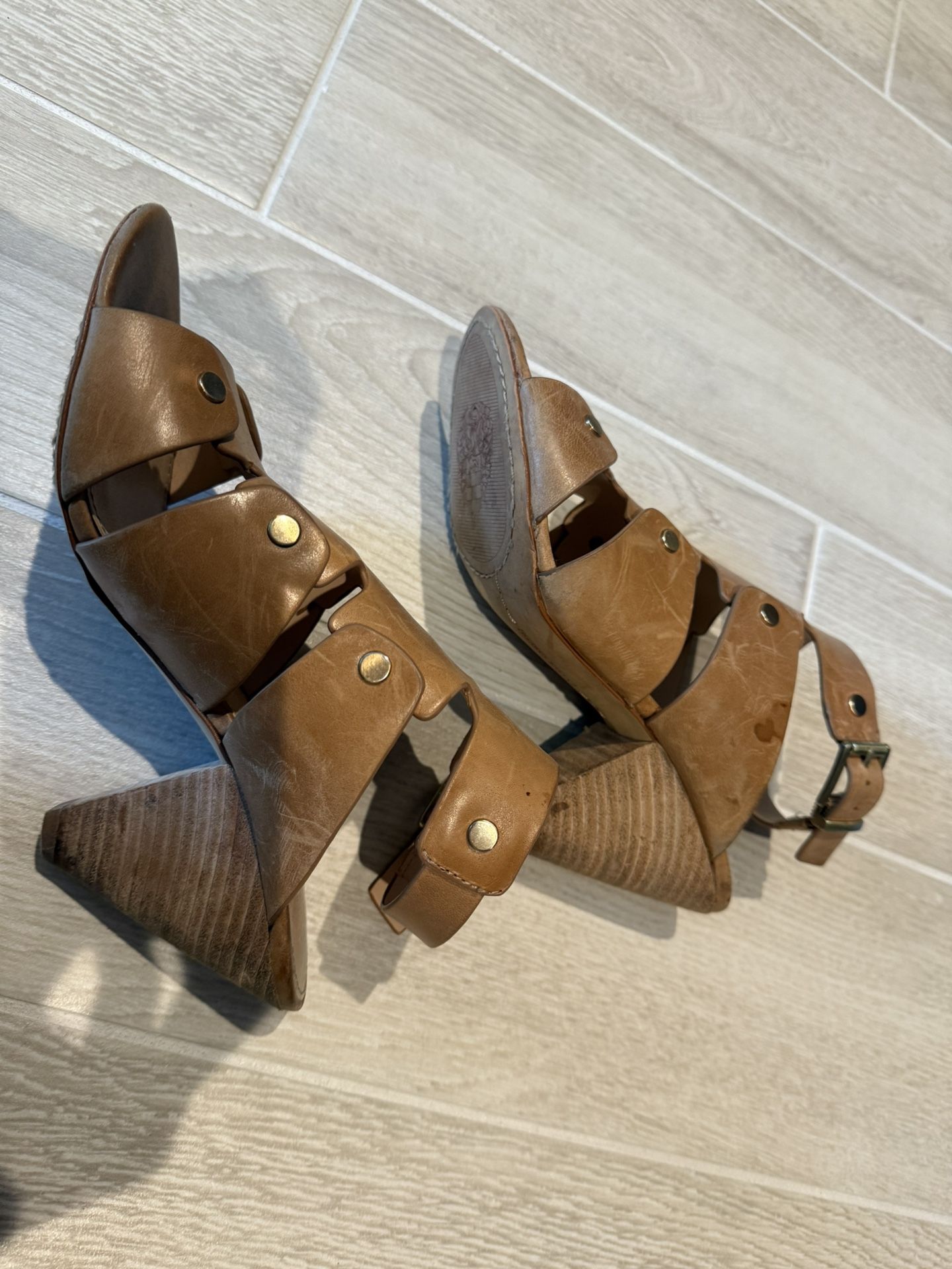 Good Condition Vince Camuto Women’s 8 Brown Dress Sandals