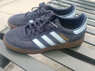 Adidas / Blue / spezial / size 5