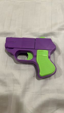 Toy gun shell ejecting