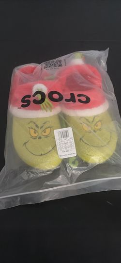 Grinch crocs (10M)