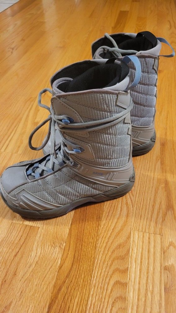 Sims Snowboard Boots Girls Size 6