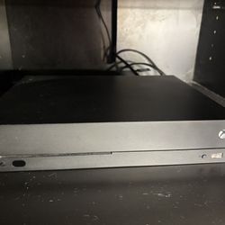 Xbox One X 1TB