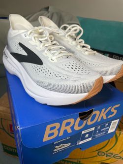 Brooks Glycerin 23 Running Shoes. Brand New!! Size 8
