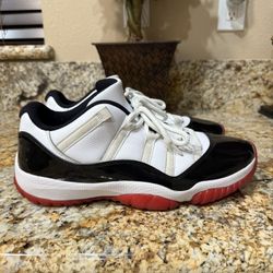 Jordan 11 Low top Breds 11.5 Men