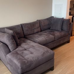 Sofa W/Chaise & Ottoman