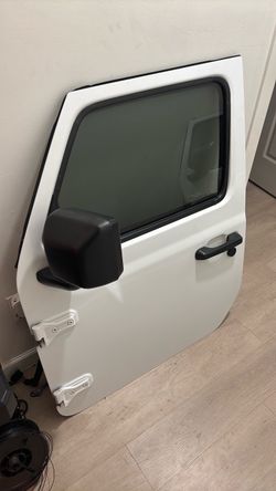 Front driver and passenger doors for 21 jeep gladitor rubicon
