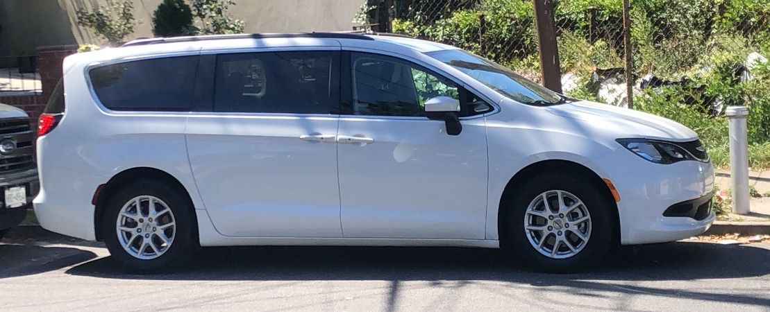 2021 Chrysler Voyager