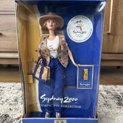 SYDNEY 2000 OLYMPIC PIN COLLECTOR BARBIE 