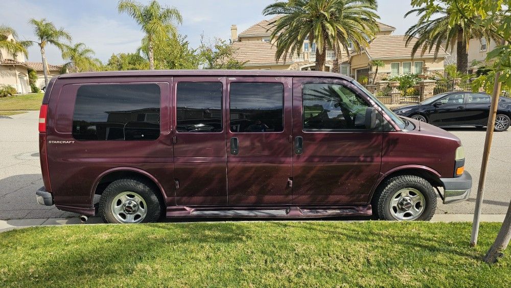 2004 GMC Savana